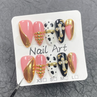 Faux ongles de luxe à presser, motif vache rose et noir, avec feuille métallique dorée, perles en strass croisées, réutilisables, faits à la main