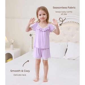 Dreamhalo Conjunto de ropa de dormir color lavanda para mujer, top de manga corta con ribete de encaje y pantalones cortos a juego para ropa de dormir cómoda - Product Image 4