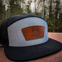Casquette Trucker Décontractée Hip Hop 7 Panneaux avec Logo Patch en Cuir Personnalisé Style 168 Courant