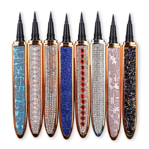 Design coloré colle à <span class=keywords><strong>cils</strong></span> noir <span class=keywords><strong>transparent</strong></span> imperméable <span class=keywords><strong>eyeliner</strong></span> crayon colle stylo oem coloré <span class=keywords><strong>eyeliner</strong></span> adhésif - Product Image 5