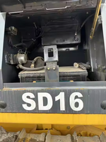 Bouteur sur chenilles SD16 de 160 CV avec lame droite et ripper à lame simple