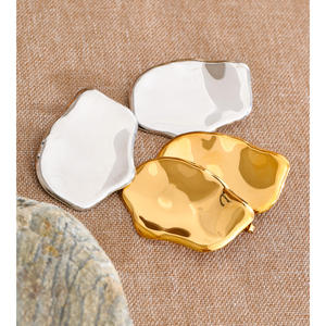 Boucles <span class=keywords><strong>d</strong></span>'oreilles pendantes JINYOU 747 de style européen, en acier inoxydable, plaqué or, design géométrique lisse et exagéré - Product Image 2