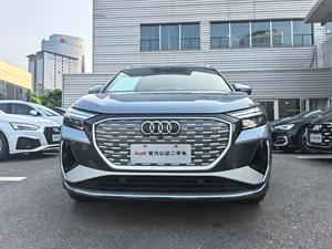 <span class=keywords><strong>Audi</strong></span> Q4 E-tron 40 SUV électrique d'occasion 2024, longue autonomie, véhicule électrique intelligent, prêt à l'exportation, gris sur noir - Product Image 1