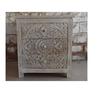 Table de chevet traditionnelle en bois sculpté à 3 tiroirs meubles de chambre en bois massif Design moderne - Product Image 1