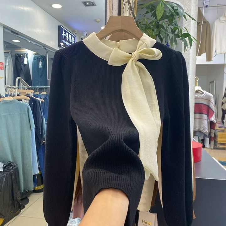High-Neck Slim-Fit Tops_BDHL8157