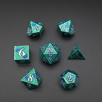 En stock – Jeu de dés polyédriques en métal à 7 faces, motif écailles de dragon, pour D&D et RPG, couleurs aléatoires