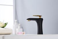 Robinet de lavabo cascade moderne en laiton chromé à poignée unique, réglable, à poser sur le comptoir, mitigeur monocommande pour la vente en gros