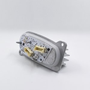 Modulo DRL per SEAT Leon <span class=keywords><strong>Formentor</strong></span> <span class=keywords><strong>Cupra</strong></span> 5FJ941476 B134498-A Faro LED DRL con Dissipatore di Calore e Luce di Direzione - Product Image 3