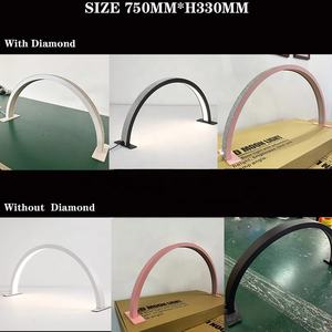 <span class=keywords><strong>Lampe</strong></span> à <span class=keywords><strong>ongles</strong></span> LED demi-mois OEM avec logo personnalisé <span class=keywords><strong>Lampe</strong></span> à <span class=keywords><strong>ongles</strong></span> circulaire en diamant <span class=keywords><strong>Lampe</strong></span> de table pour <span class=keywords><strong>ongles</strong></span> <span class=keywords><strong>Lampe</strong></span> à anneaux Outils de manucure de salon Lumière d'appoint - Product Image 4