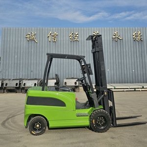 Nouveau chariot élévateur électrique <span class=keywords><strong>à</strong></span> batterie au lithium <span class=keywords><strong>à</strong></span> quatre roues motrices de qualité supérieure équipé d'un <span class=keywords><strong>chargeur</strong></span> - Product Image 2