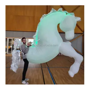 LED şişme yürüyüş at kostüm geçit süslemeleri için dev şişme at kostüm