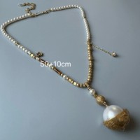 Ensemble collier et boucles d'oreilles en perles de style rétro, haut de gamme et tendance pour femmes