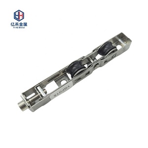 Chine Double roue inférieure longue roue fer porte coulissante poulie fenêtre accessoires porte fenêtre poulie en alliage de Zinc vis en <span class=keywords><strong>aluminium</strong></span> - Product Image 6