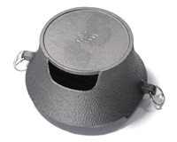 Barbecue portable mini en fonte au charbon de bois avec base en bois et dispositif de sécurité flamme, commande tactile pour 2-3 personnes