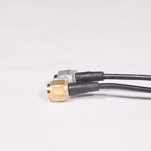 Antena Combinada GPS GLONASS GSM WIFI 3G 4G para Navegación de Automóviles de Tamaño Pequeño - Product Image 4