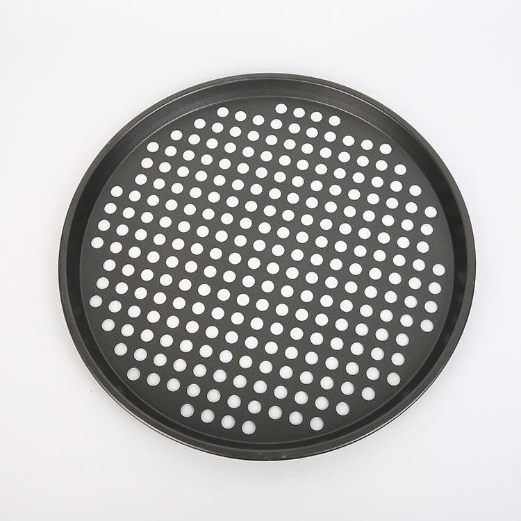 9 inch perforated carbon steel pizza pan