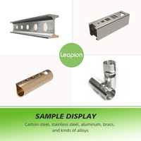 Machine de découpe laser à fibre CNC 5 axes pour tubes avec commande Cypcut, rails de guidage HIWIN et servomoteurs Fuji - Précision élevée avec support IA