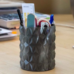 Filament PLA haute brillance Anthracite -1,75 mm ±0,02 mm de précision -1KG- Extrusion lisse pour des impressions 3D brillantes - Product Image 4