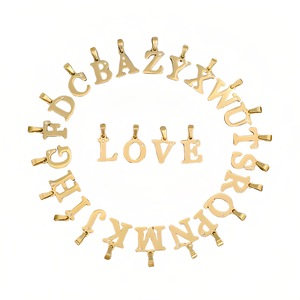 Colgante de Letra Dorada con Micro Diamantes Engastados, Charm de Alfabeto para Collar o Pulsera, Accesorio de Joyería Personalizado Unisex para Uso Diario - Product Image 5