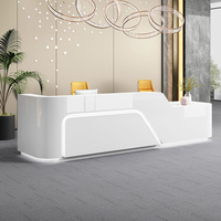 Bureau d'accueil en L, finition brillante, petit, moderne, en bois, avec éclairage LED, résistant aux taches, pour hôpitaux et supermarchés