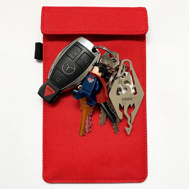 OEM ODM Custom Logo Eco-Friendly Crossbody Faraday Bag RFID Blocking EMF Shielding Sling Phone Pouch Case Protect Privacy Data