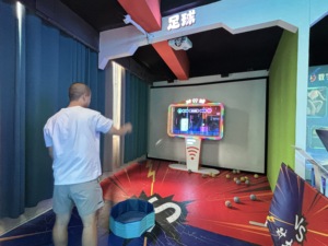 Machine de jeu vidéo de combat à deux joueurs Rouge et Bleu, équipement de divertissement d'arcade à grande échelle pour centre commercial, à monnayeur, réaliste - Product Image 5