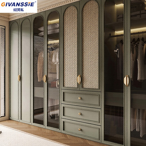 Armadio in Legno Stile Pastorale di Tendenza, di Alta Qualità e Durevole, Design Retrò Personalizzato per Camere da Letto - Product Image 1