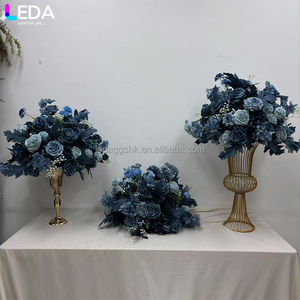 ช่อดอกไม้ LEDA งานแฮนด์เมด ดอกกุหลาบผ้าไหมสีฟ้าอ่อน ลูกบอลดอกไม้ประดิษฐ์ ทรงกลม สำหรับงานแต่งงาน - Product Image 1