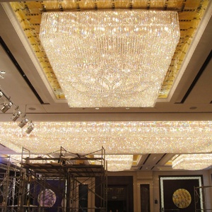 Lampadario di cristallo moderno LED per il <span class=keywords><strong>soffitto</strong></span> basso forma quadrata per le sale riunioni dell'hotel - Product Image 1