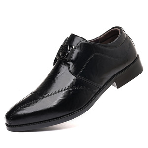 Patrón de arañazos a mano Zapatos de cuero de negocios casuales para hombre con pierna bordada Banquete puntiagudo - Product Image 5