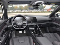 Hyundai Elantra 2026 Nouvelle Berline Compacte 1.5L 1.6T Turbo Qualité Coréenne Économe en Carburant