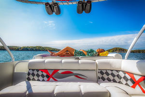 Nuevo Catamarán de Dos Pisos con Motor Fuera de Borda y <span class=keywords><strong>Remolque</strong></span> en Venta - Product Image 3