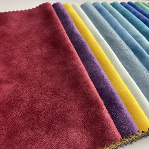 Colle blanche veloutée, gaufrée, couleur blanche - Product Image 2