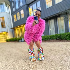 <span class=keywords><strong>Bottes</strong></span> en peluche de luxe pour femmes couvertes d'animaux en peluche plate-forme de mollet moyen moelleux plate-forme avec de jolies <span class=keywords><strong>bottes</strong></span> pour femmes - Product Image 3