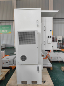 Sistema de Almacenamiento de Energía Solar Todo en Uno para Exteriores con Batería LiFePO4 - ESS Solar Escalable de 50kWh a 250kWh para Conexión a Red - Product Image 4