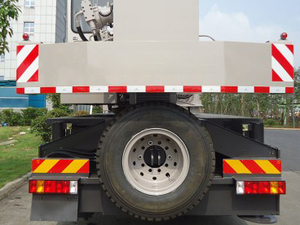 Grue de levage mobile à treillis hydraulique de 16 tonnes à retour sur investissement rapide pour les travaux de construction résidentielle et de terrassement - Product Image 6
