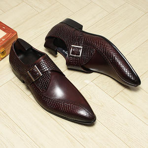 High-quality business-style <b>leather</b> shoes made of premium cowhide are suitable for both weddings and daily wear for <b>men</b>. - Product Image 6