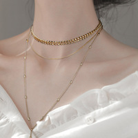 Venta al por mayor Moda Mujer Accesorios de joyería de aleación de zinc chapado en oro inicial de 3 capas collar de flecos gargantilla