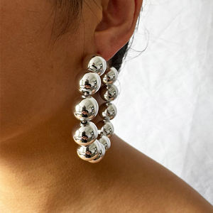 KAIMEI 2025 Новое поступление модные ювелирные изделия 7 см серебряные панк хип-хоп женские с бисером CCB массивные круглые серьги-Клипсы Серьги-кольца с бисером - Product Image 6