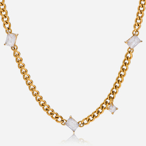 Collier Géométrique en Alliage de Zinc Plaqué Or 18K, Bijou Élégant pour Femme, Idéal Cadeau pour Toutes Occasions - Product Image 1