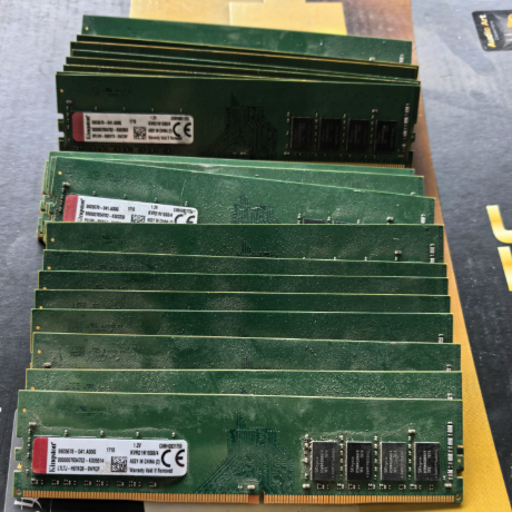 Used Server RAM 4gb DDR4 ECC REG 2133 2400 2666MHz Memory Support Server Motherboard