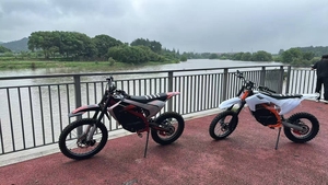 Motocicleta Todoterreno Personalizada OEM ODM, 72V 3kW 5kW 6kW 10kW, Motor sin Escobillas, Velocidad 95km/h, Venta al Por Mayor - Product Image 3