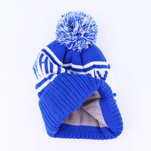 Chapeau d'hiver en tricot chaud à pompon rayé pour équipe sportive, bonnet personnalisé en tricot avec pompon, fournisseur de chapeaux - Product Image 2