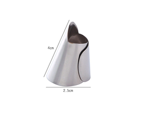 Vente en gros LMK064 Accessoires de cuisine polyvalents Protège-doigts anti-coupures Outils de décorticage des noix en acier inoxydable - Product Image 2