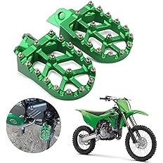 Reposapiés de aluminio CNC personalizados para motocicleta, anodizados en verde para Kawasaki - Product Image 3