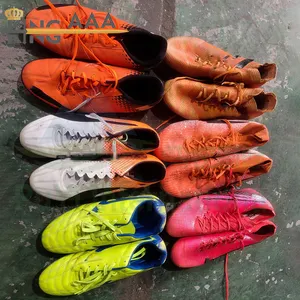 İkinci el ithal profesyonel futbol ayakkabıları alta calidad futbol sepatu bekas orijinal kullanılan ayakkabı vietnam