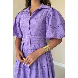 Vestido plisado lila con corte en A, mangas abullonadas, cuello vuelto, cintura natural, tela tejida transpirable, para uso diario informal. - Product Image 2