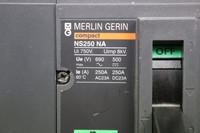 PLC Compact NS250 NA NS100-160-250 N/H / Interrupteur Principal Utilisé pour Produit sous Garantie