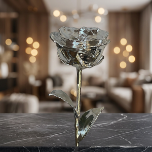 Rosa Real Bañada en Plata, Flor Decorativa Hecha a Mano, Regalo para San Valentín, Graduación y Boda, Pieza Única, Adorno Moderno para Mesa - Product Image 4