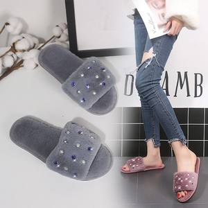 Venta al por mayor, recién llegado, pantuflas de piel perlada, regalo, pantuflas de felpa para interiores, invierno, cálidas, acogedoras, planas, antideslizantes para mujeres, hombres, amantes - Product Image 3